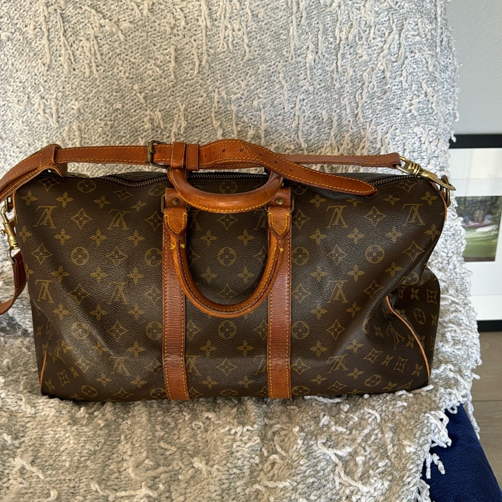 Authentic LV Louis Vuitton Keepall Bandolier 45 monogram Canvas Duffel bag